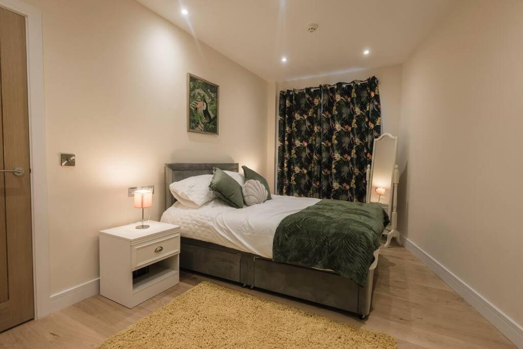 Ocean - 2 Bed Flat Sleeps 6 With Gym Access Southampton Exterior photo
