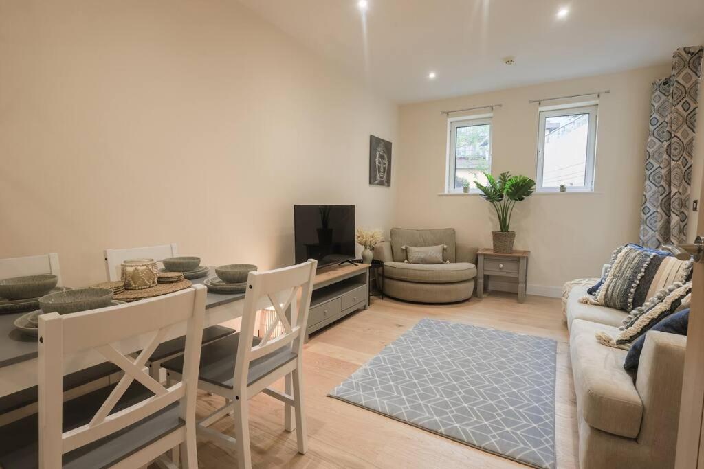 Ocean - 2 Bed Flat Sleeps 6 With Gym Access Southampton Exterior photo